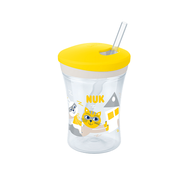 NUK EVOLUTION Action Cup, Чаша 230мл., 12+мес., със сламка Жълта